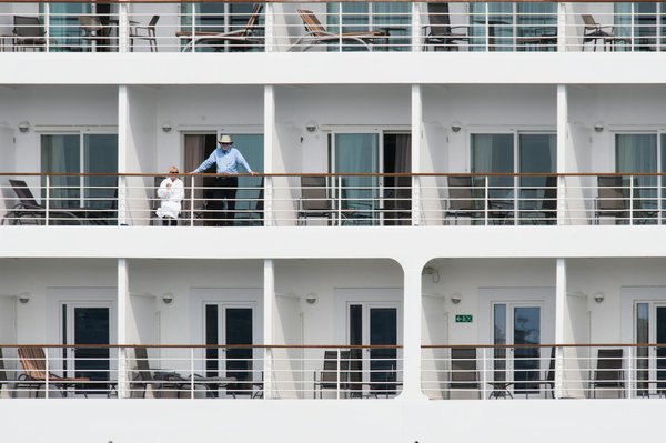 Discover york"s rich heritage: affordable tours of iconic historical landmarks await!